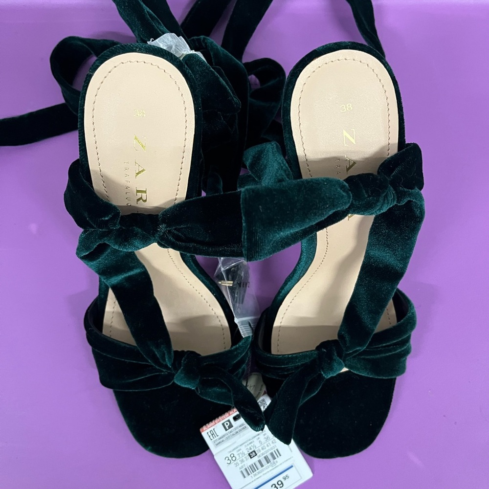 Zara Women's Green Velvet Sandals